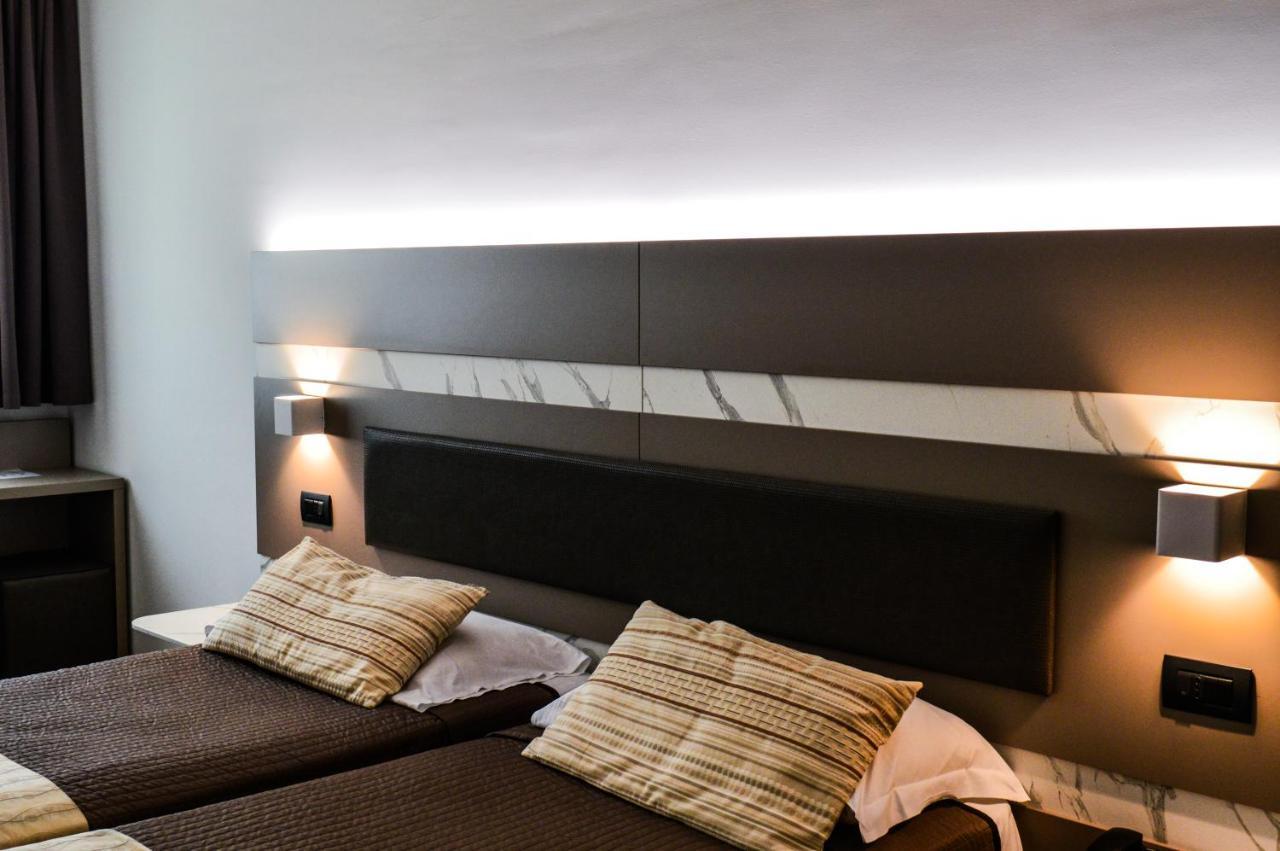 Mediterranea Hotel & Convention Center Salerno Kültér fotó