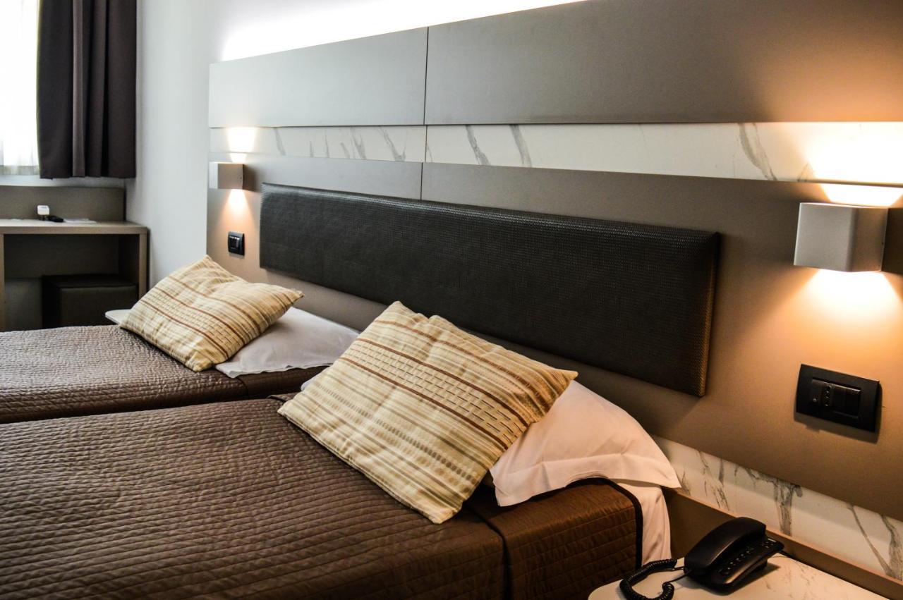 Mediterranea Hotel & Convention Center Salerno Kültér fotó