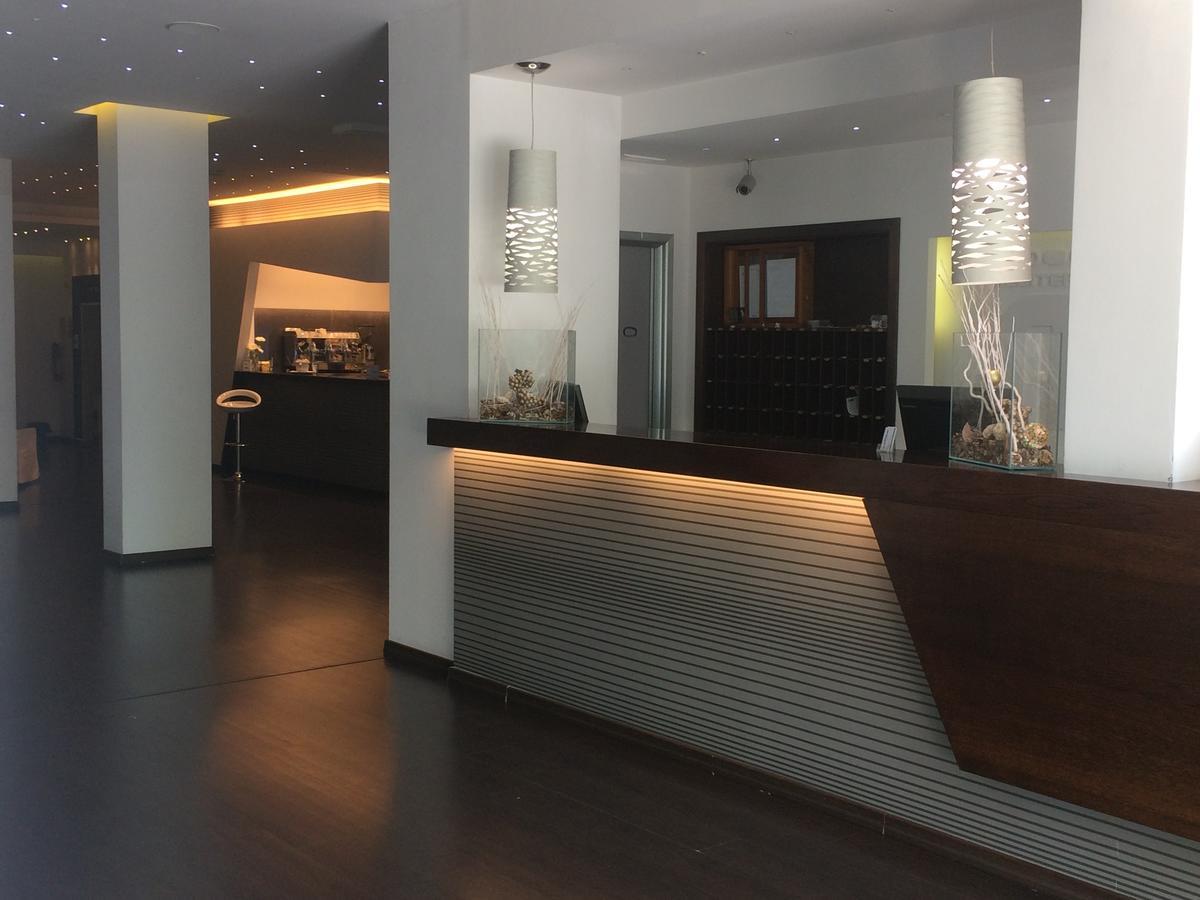 Mediterranea Hotel & Convention Center Salerno Kültér fotó